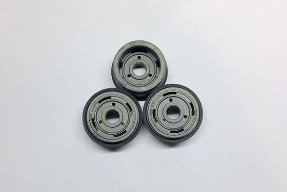 Tres pistón del amortiguador de choque de la densidad 6,58 de los agujeros de aceite con la dureza 75HRB del sínter